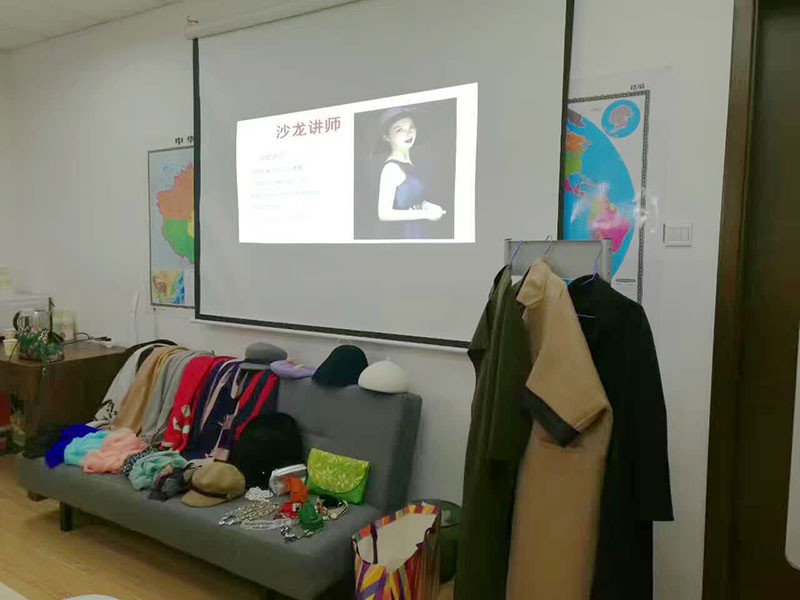 KlKO老师创办的郡品形象管理工作室