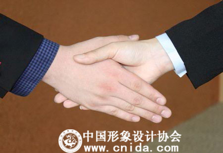 握手礼仪